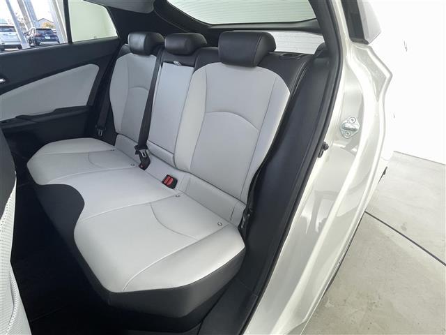 プリウス Aツーリングセレクション 純正ナビ CD DVD AM FM フルセグ Bluetooth シートヒーター ヘッドアップディスプレイ ブラインドスポットモニター オートライト オートマチックハイビーム パーキングアシスト(24枚目)