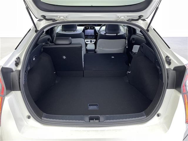 プリウス Aツーリングセレクション 純正ナビ CD DVD AM FM フルセグ Bluetooth シートヒーター ヘッドアップディスプレイ ブラインドスポットモニター オートライト オートマチックハイビーム パーキングアシスト(27枚目)