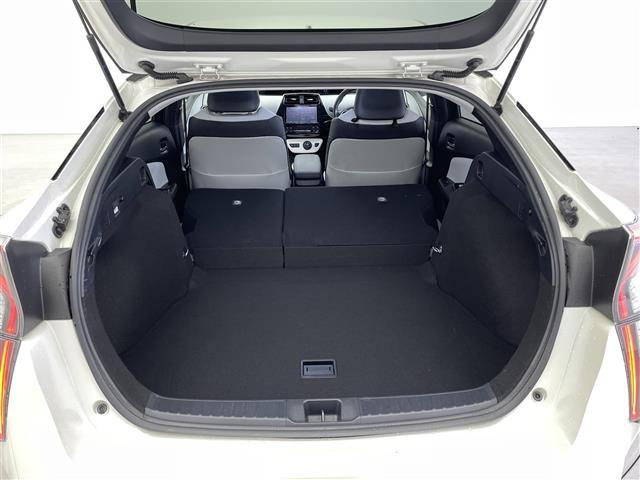 プリウス Aツーリングセレクション 純正ナビ CD DVD AM FM フルセグ Bluetooth シートヒーター ヘッドアップディスプレイ ブラインドスポットモニター オートライト オートマチックハイビーム パーキングアシスト(28枚目)
