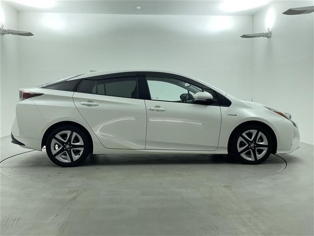 プリウス Aツーリングセレクション 純正ナビ CD DVD AM FM フルセグ Bluetooth シートヒーター ヘッドアップディスプレイ ブラインドスポットモニター オートライト オートマチックハイビーム パーキングアシスト(34枚目)