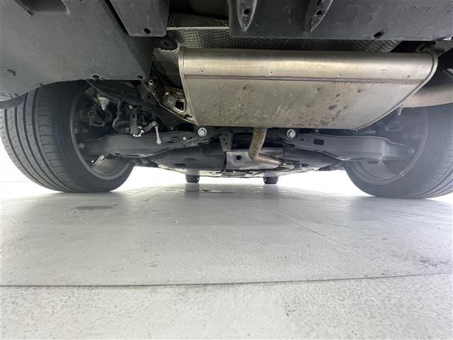 プリウス Aツーリングセレクション 純正ナビ CD DVD AM FM フルセグ Bluetooth シートヒーター ヘッドアップディスプレイ ブラインドスポットモニター オートライト オートマチックハイビーム パーキングアシスト(40枚目)