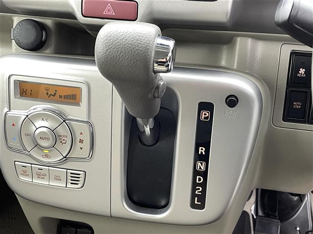 エブリイワゴン PZターボスペシャル 4WD 純正ディスプレイオーディオ(Bluetooth/スマートフォン接続/AM・FM) バックカメラ 純正電動オートステップ 両側パワースライドドア スズキセーフティサポート シートヒーター(12枚目)