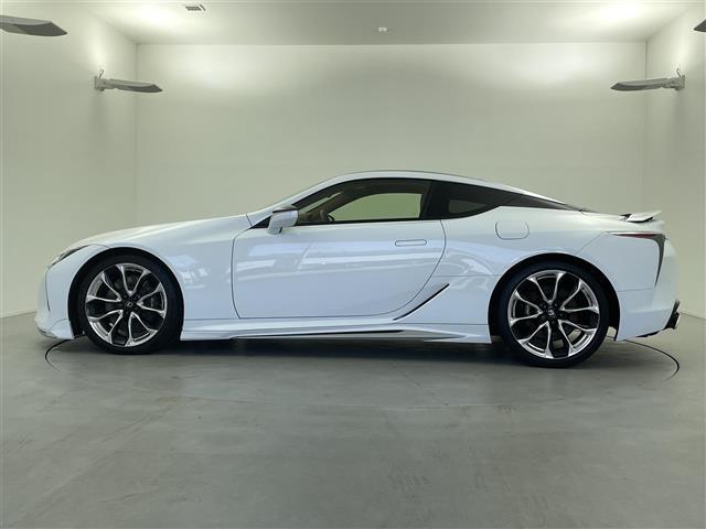 LC LC500 Sパッケージ 純正ナビ TRDフルエアロ カラーヘッドアップディスプレイ アクティブリアウィング 純正21インチアルミホイール アルカンターラ内装(オーカー)純正ビルトインETC 純正フロアマット 保証書,記録簿(28枚目)