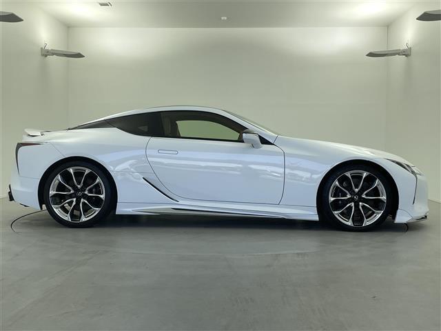 LC LC500 Sパッケージ 純正ナビ TRDフルエアロ カラーヘッドアップディスプレイ アクティブリアウィング 純正21インチアルミホイール アルカンターラ内装(オーカー)純正ビルトインETC 純正フロアマット 保証書,記録簿(29枚目)