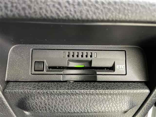 ヴォクシー ZS 煌III 純正9インチナビ Bluetooth/CD/DVD/フルセグTV バックカメラ 両側パワースライドドア ビルトインETC ドラレコ アダプティブクルーズコントロール クリアランスソナー プリクラッシュ(14枚目)