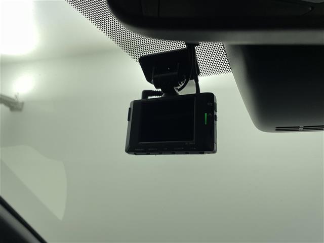 ヴォクシー ZS 煌III 純正9インチナビ Bluetooth/CD/DVD/フルセグTV バックカメラ 両側パワースライドドア ビルトインETC ドラレコ アダプティブクルーズコントロール クリアランスソナー プリクラッシュ(19枚目)