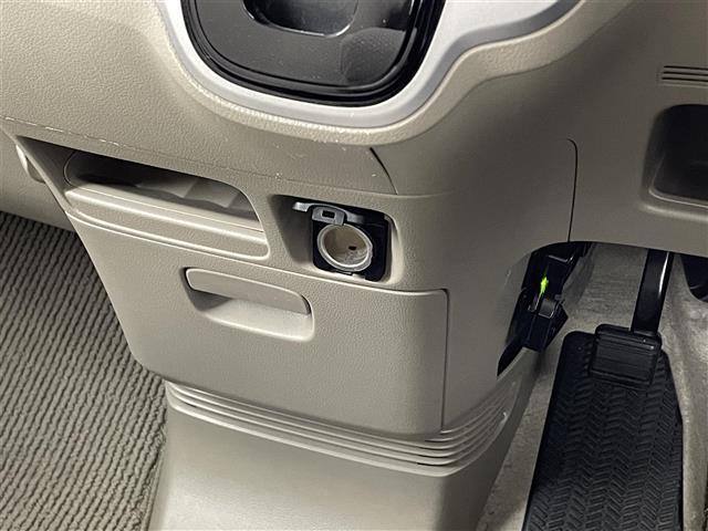 N-BOX G・Lパッケージ 社外SDナビ 片側電動ドア 社外ETC 純正アルミホイール スマートキー プッシュスタート ヘッドライトレベライザー 純正フロアマット ACC 横滑り防止装置 純正キセノンヘッドライト 電動格納ミラー(9枚目)