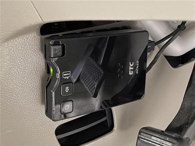 N-BOX G・Lパッケージ 社外SDナビ 片側電動ドア 社外ETC 純正アルミホイール スマートキー プッシュスタート ヘッドライトレベライザー 純正フロアマット ACC 横滑り防止装置 純正キセノンヘッドライト 電動格納ミラー(11枚目)