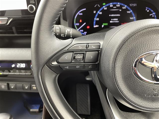 ヤリスクロス ハイブリッドZ 純正ディスプレイオーディオ モデリスタエアロ バックカメラ ETC パワーバックドア プッシュスタート スマートキー スペアキー クルーズコントロール シートヒーター オートライトLEDヘッドライド(5枚目)