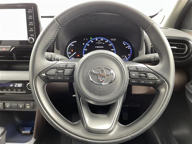 ヤリスクロス ハイブリッドZ 純正ディスプレイオーディオ モデリスタエアロ バックカメラ ETC パワーバックドア プッシュスタート スマートキー スペアキー クルーズコントロール シートヒーター オートライトLEDヘッドライド(27枚目)