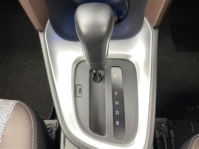 ヤリスクロス ハイブリッドZ 純正ディスプレイオーディオ モデリスタエアロ バックカメラ ETC パワーバックドア プッシュスタート スマートキー スペアキー クルーズコントロール シートヒーター オートライトLEDヘッドライド(32枚目)