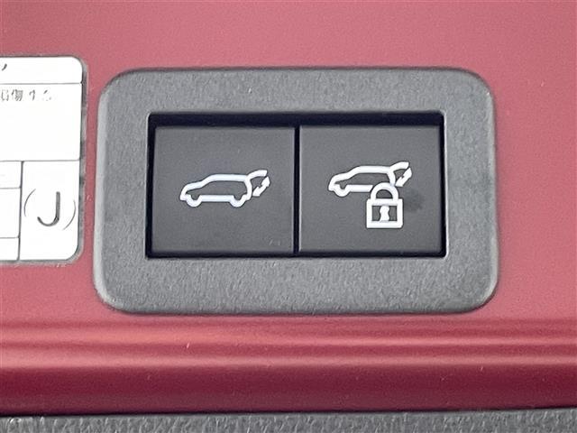 ヤリスクロス ハイブリッドZ 純正ディスプレイオーディオ モデリスタエアロ バックカメラ ETC パワーバックドア プッシュスタート スマートキー スペアキー クルーズコントロール シートヒーター オートライトLEDヘッドライド(34枚目)