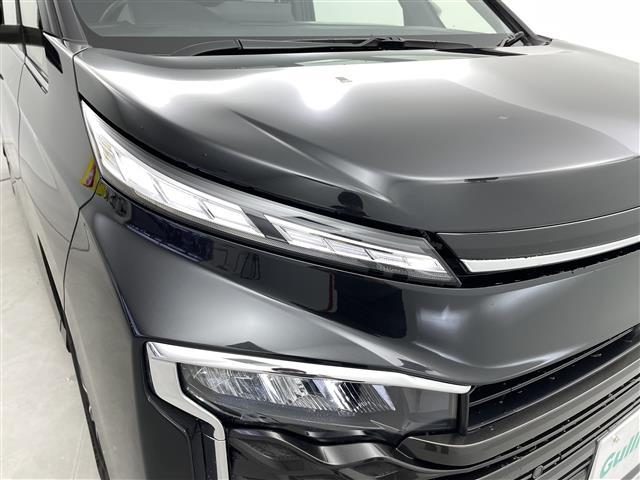 ヴォクシー ハイブリッドＳ－Ｚ　純正１０．５インチディスプレイオーディオ（ナビ／Ｂｌｕｅｔｏｏｔｈ／ＵＳＢ／Ｍｉｒａｃａｓｔ／ＨＤＭＩ）フルセグテレビ／バックカメラ／ビルトインＥＴＣ２．０／トヨタセーフティセンス／シートヒーター（16枚目）