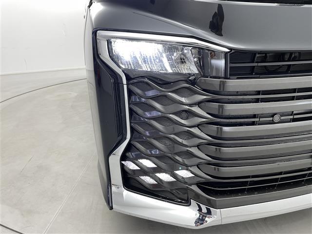 ヴォクシー ハイブリッドＳ－Ｚ　純正１０．５インチディスプレイオーディオ（ナビ／Ｂｌｕｅｔｏｏｔｈ／ＵＳＢ／Ｍｉｒａｃａｓｔ／ＨＤＭＩ）フルセグテレビ／バックカメラ／ビルトインＥＴＣ２．０／トヨタセーフティセンス／シートヒーター（17枚目）