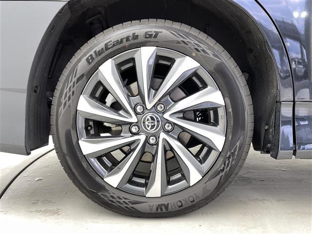 ヴォクシー ハイブリッドＳ－Ｚ　純正１０．５インチディスプレイオーディオ（ナビ／Ｂｌｕｅｔｏｏｔｈ／ＵＳＢ／Ｍｉｒａｃａｓｔ／ＨＤＭＩ）フルセグテレビ／バックカメラ／ビルトインＥＴＣ２．０／トヨタセーフティセンス／シートヒーター（19枚目）