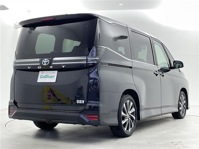 ヴォクシー ハイブリッドＳ－Ｚ　純正１０．５インチディスプレイオーディオ（ナビ／Ｂｌｕｅｔｏｏｔｈ／ＵＳＢ／Ｍｉｒａｃａｓｔ／ＨＤＭＩ）フルセグテレビ／バックカメラ／ビルトインＥＴＣ２．０／トヨタセーフティセンス／シートヒーター（21枚目）