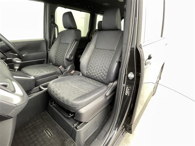 ヴォクシー ハイブリッドＳ－Ｚ　純正１０．５インチディスプレイオーディオ（ナビ／Ｂｌｕｅｔｏｏｔｈ／ＵＳＢ／Ｍｉｒａｃａｓｔ／ＨＤＭＩ）フルセグテレビ／バックカメラ／ビルトインＥＴＣ２．０／トヨタセーフティセンス／シートヒーター（23枚目）