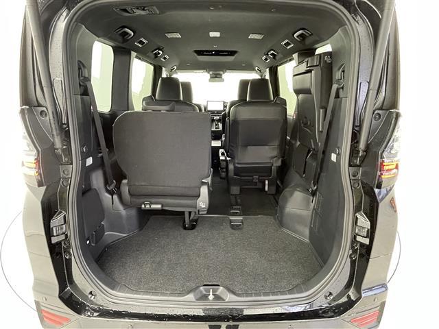 ヴォクシー ハイブリッドＳ－Ｚ　純正１０．５インチディスプレイオーディオ（ナビ／Ｂｌｕｅｔｏｏｔｈ／ＵＳＢ／Ｍｉｒａｃａｓｔ／ＨＤＭＩ）フルセグテレビ／バックカメラ／ビルトインＥＴＣ２．０／トヨタセーフティセンス／シートヒーター（26枚目）