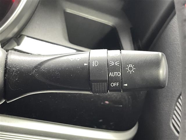 スペーシアカスタム ハイブリッドＸＳターボ　純正８インチナビ　バックカメラ　ＥＴＣ　衝突軽減ブレーキ　オートライト　ＬＥＤヘッドライド　クルーズコントロール　両側電動スライドドア　ステアリングリモコン　プッシュスタート　スマートキー（8枚目）