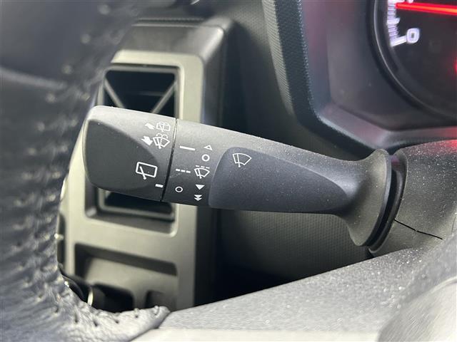 タフト Ｇ　クロムベンチャー　純正ナビ　全方位カメラ　ＥＴＣ　純正ドライブレコーダー　オートライト　ＬＥＤヘッドライド　プッシュスタート　スマートキー　衝突軽減ブレーキ　シートヒーター　電動サイドブレーキ（11枚目）