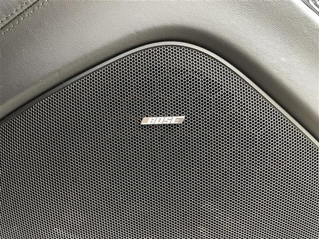 パナメーラ ＧＴＳ　ＢＯＳＥサウンド　サンルーフ　可動式リアウィング　純正クラリオン製ナビ　クルーズコントロール　ＥＴＣ　電動リアゲート　ドラレコ　シートヒーター　純正エアサス　純正可変バルブマフラー　パワーシート（3枚目）