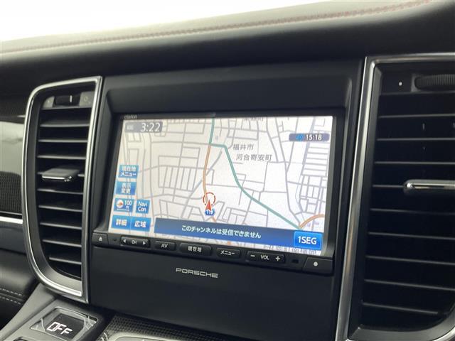 パナメーラ ＧＴＳ　ＢＯＳＥサウンド　サンルーフ　可動式リアウィング　純正クラリオン製ナビ　クルーズコントロール　ＥＴＣ　電動リアゲート　ドラレコ　シートヒーター　純正エアサス　純正可変バルブマフラー　パワーシート（10枚目）
