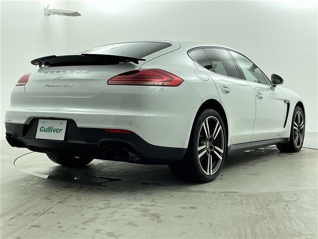 パナメーラ ＧＴＳ　ＢＯＳＥサウンド　サンルーフ　可動式リアウィング　純正クラリオン製ナビ　クルーズコントロール　ＥＴＣ　電動リアゲート　ドラレコ　シートヒーター　純正エアサス　純正可変バルブマフラー　パワーシート（35枚目）