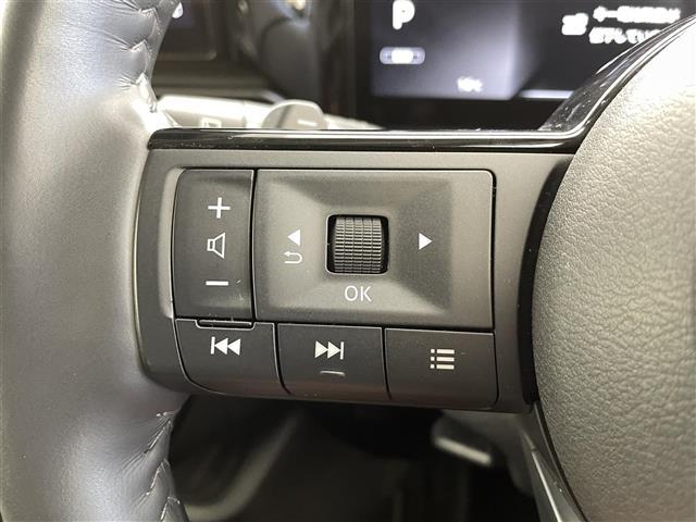 セレナ ハイウェイスターV 4WD 純正12.3インチメーカーオプションナビ 純正後席フリップダウンモニター アラウンドビューモニター 両側パワースライドドア インテリジェントルームミラー プロパイロット ETC2.0(4枚目)