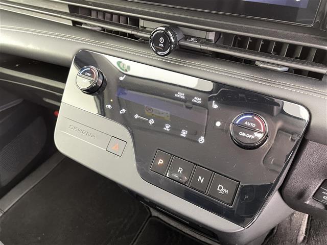 セレナ ハイウェイスターV 4WD 純正12.3インチメーカーオプションナビ 純正後席フリップダウンモニター アラウンドビューモニター 両側パワースライドドア インテリジェントルームミラー プロパイロット ETC2.0(10枚目)