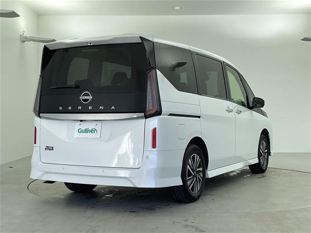 セレナ ハイウェイスターV 4WD 純正12.3インチメーカーオプションナビ 純正後席フリップダウンモニター アラウンドビューモニター 両側パワースライドドア インテリジェントルームミラー プロパイロット ETC2.0(24枚目)