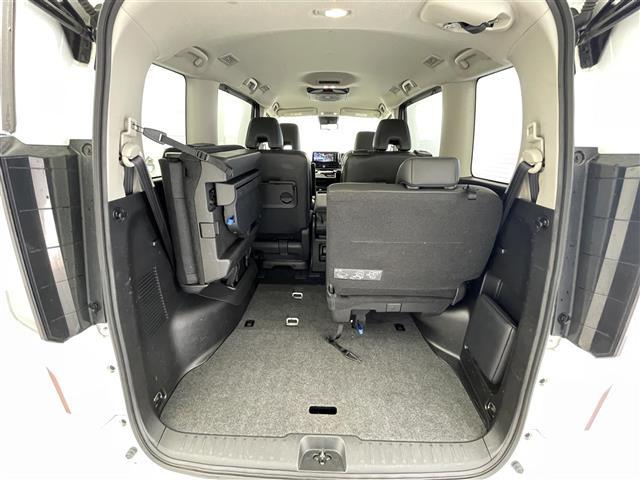 セレナ ハイウェイスターV 4WD 純正12.3インチメーカーオプションナビ 純正後席フリップダウンモニター アラウンドビューモニター 両側パワースライドドア インテリジェントルームミラー プロパイロット ETC2.0(29枚目)