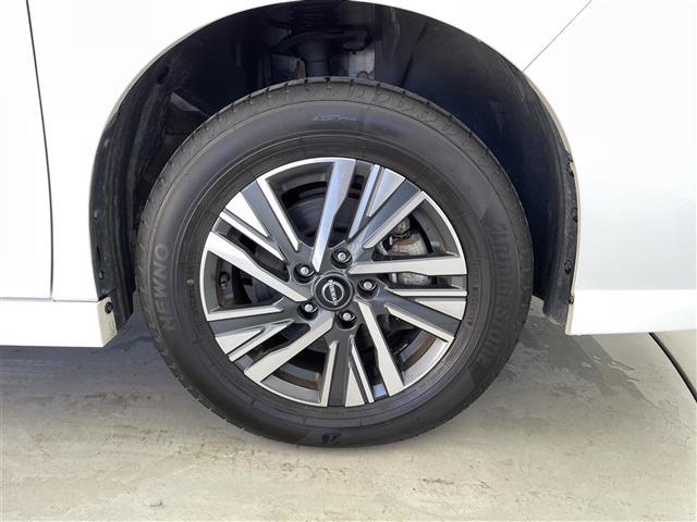 セレナ ハイウェイスターV 4WD 純正12.3インチメーカーオプションナビ 純正後席フリップダウンモニター アラウンドビューモニター 両側パワースライドドア インテリジェントルームミラー プロパイロット ETC2.0(36枚目)