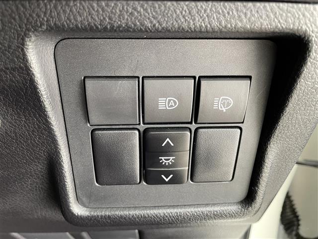 ランドクルーザープラド TX Lパッケージ 70thアニバーサリーリミテッド 純正メーカーオプション9インチナビ 7人乗り仕様 寒冷地仕様 全方位モニター プラドスーパーライブサウンド サドルタン 快適温熱レザーシート 純正18インチアルミホイール 純正スターター ETC(14枚目)