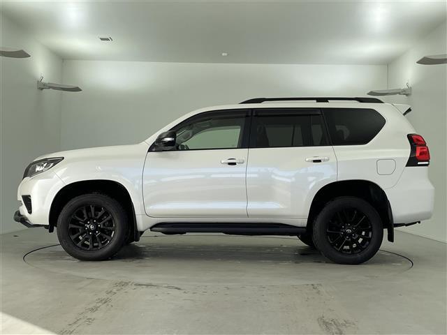 ランドクルーザープラド TX Lパッケージ 70thアニバーサリーリミテッド 純正メーカーオプション9インチナビ 7人乗り仕様 寒冷地仕様 全方位モニター プラドスーパーライブサウンド サドルタン 快適温熱レザーシート 純正18インチアルミホイール 純正スターター ETC(22枚目)