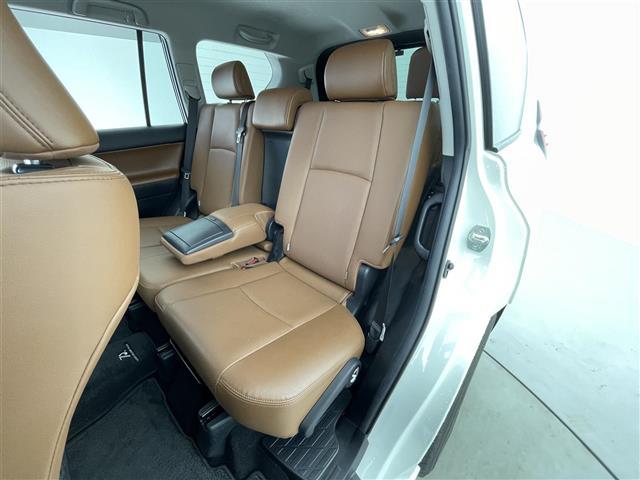 ランドクルーザープラド TX Lパッケージ 70thアニバーサリーリミテッド 純正メーカーオプション9インチナビ 7人乗り仕様 寒冷地仕様 全方位モニター プラドスーパーライブサウンド サドルタン 快適温熱レザーシート 純正18インチアルミホイール 純正スターター ETC(33枚目)