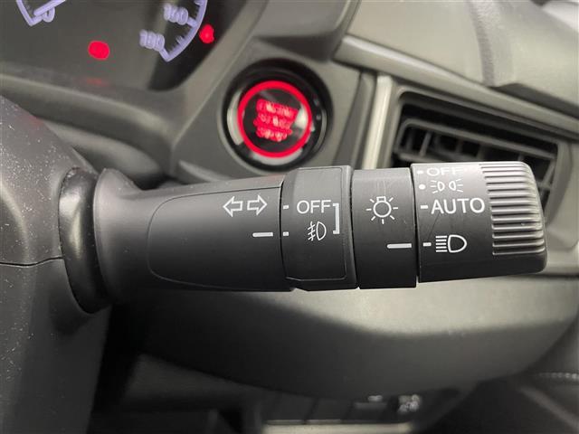 WR-V Z+ 純正8型ナビ バックカメラ ETC プッシュスタート スマートキー オートライト LEDヘッドライド フルセグTV クルーズコントロール 車線逸脱警報機能 レーンキープアシスト(12枚目)