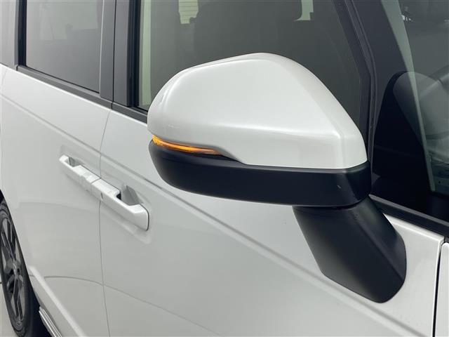 ステップワゴン スパーダ ホンダセンシング 純正ナビ バックカメラ 衝突軽減ブレーキ クルーズコントロール 車線逸脱警報機能 両側パワースライドドア パワーリアゲート 電動サイドブレーキ ブレーキホールド機能(23枚目)