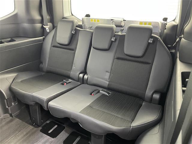 ステップワゴン スパーダ ホンダセンシング 純正ナビ バックカメラ 衝突軽減ブレーキ クルーズコントロール 車線逸脱警報機能 両側パワースライドドア パワーリアゲート 電動サイドブレーキ ブレーキホールド機能(32枚目)