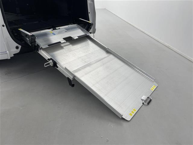 ステップワゴン スパーダ ホンダセンシング 純正ナビ バックカメラ 衝突軽減ブレーキ クルーズコントロール 車線逸脱警報機能 両側パワースライドドア パワーリアゲート 電動サイドブレーキ ブレーキホールド機能(38枚目)