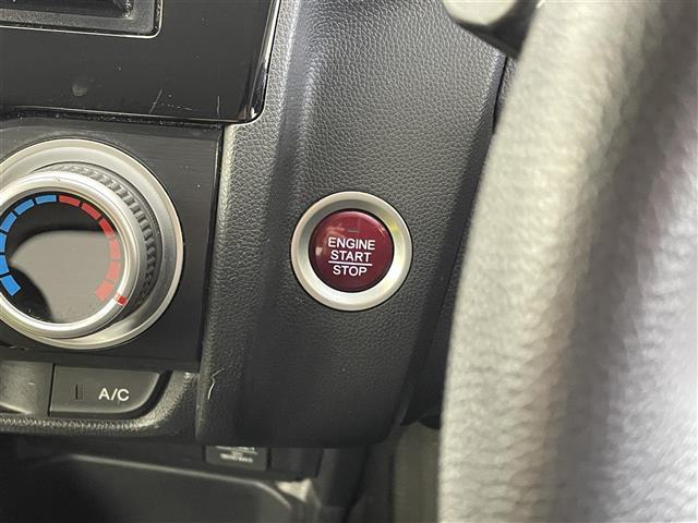 フィット 13G・Fパッケージ KENWOODナビ CD/DVD/TV 横滑り防止 プッシュスタート スマートキー ドアバイザー(11枚目)