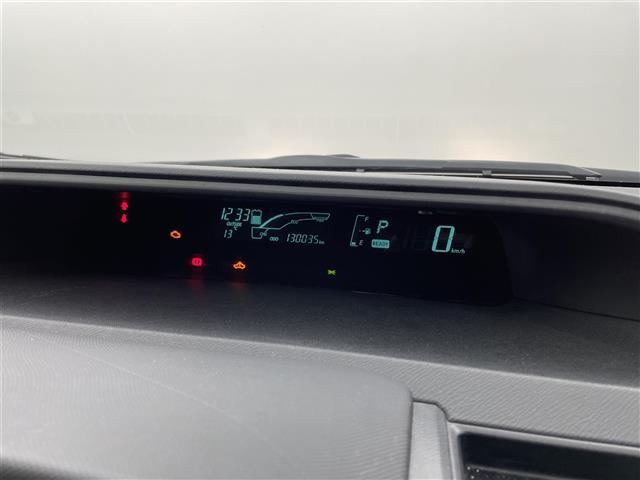 アクア Ｓ　純正ナビ　バックカメラ　ＥＴＣ　ＣＤ／ＤＶＤ　Ｂｌｕｅｔｏｏｔｈ　フルセグＴＶ　ステアリングスイッチ　ヘッドライドレベライザー　電動格納ミラー（4枚目）