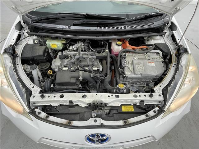 アクア Ｓ　純正ナビ　バックカメラ　ＥＴＣ　ＣＤ／ＤＶＤ　Ｂｌｕｅｔｏｏｔｈ　フルセグＴＶ　ステアリングスイッチ　ヘッドライドレベライザー　電動格納ミラー（39枚目）