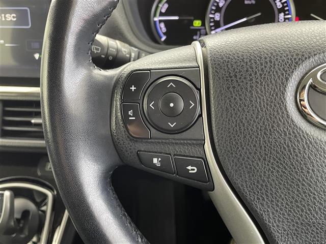 エスクァイア ハイブリッドＧｉ　アルパイン製ＢＩＧＸナビ　アルパイン製フリップダウンモニター　バックカメラ　シートヒーター　レザーシート　両側パワースライドドア　置くだけ充電　クルーズコントロール　純正ビルトインＥＴＣ　衝突被害軽減（5枚目）