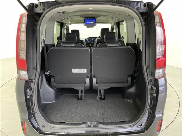 エスクァイア ハイブリッドＧｉ　アルパイン製ＢＩＧＸナビ　アルパイン製フリップダウンモニター　バックカメラ　シートヒーター　レザーシート　両側パワースライドドア　置くだけ充電　クルーズコントロール　純正ビルトインＥＴＣ　衝突被害軽減（32枚目）