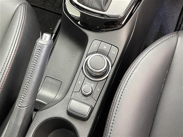 ＣＸ－３ ＸＤ　プロアクティブ　４ＷＤ　純正ナビ　ヘッドアップディスプレイ　バックカメラ　パワーシート　ステアリングヒーター　シートヒーター　シートメモリ　アイ・アクティブセンス　レーダークルーズコントロール　パドルシフト　純正ＡＷ（17枚目）