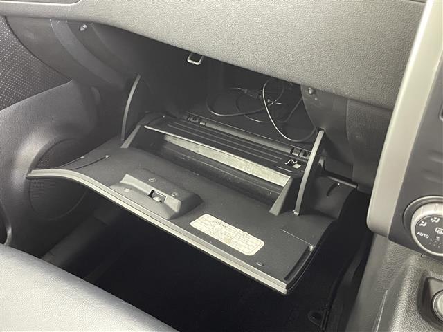 エクストレイル ２０Ｘ　４ＷＤ　ナビ　ＣＤ／ＤＶＤ／ＴＶ　横滑り防止　オールモード４×４－ｉシステム　ダウンヒルアシストコントロール　オートライト　純正ホイール　フォグランプ　ＥＴＣ（16枚目）