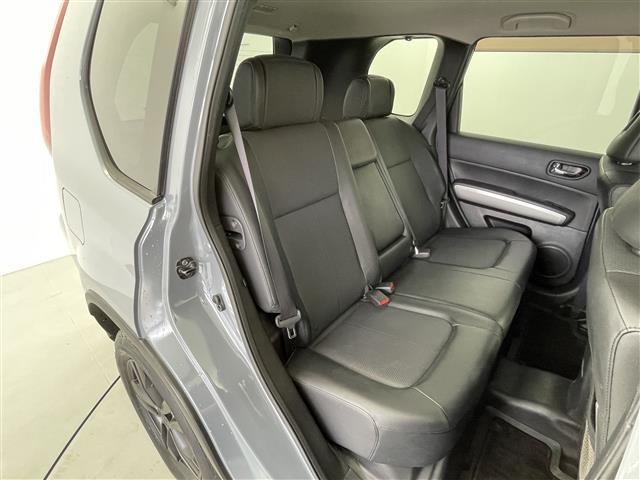 エクストレイル ２０Ｘ　４ＷＤ　ナビ　ＣＤ／ＤＶＤ／ＴＶ　横滑り防止　オールモード４×４－ｉシステム　ダウンヒルアシストコントロール　オートライト　純正ホイール　フォグランプ　ＥＴＣ（20枚目）