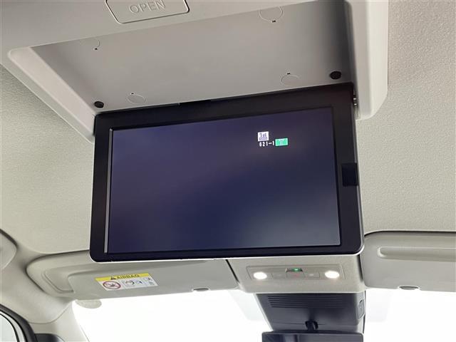 セレナ ハイウェイスターＶ　純正１２．３インチナビ　プロパイロット　フリップダウンモニター　アラウンドビューモニター　インテリジェントルームミラー　３６０°セーフティアシスト車線逸脱警報（ＬＤＷ）衝突被害軽減ブレーキ　　ＥＴＣ（3枚目）