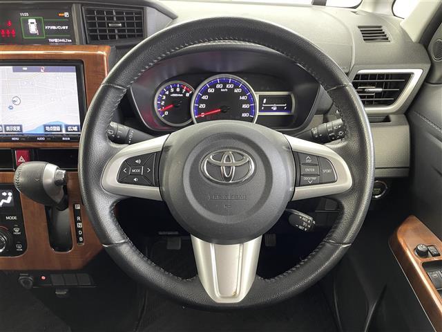 タンク カスタムＧ－Ｔ　衝突軽減ブレーキ　純正９インチナビ　ＣＤ　ＤＶＤ　ＴＶ　Ｂｌｕｅｔｏｏｔｈ　バックカメラ　横滑り防止システム　両側パワースライドドア　ビルトインＥＴＣ　前方ドライブレコーダー　オートＬＥＤヘッドライト（4枚目）