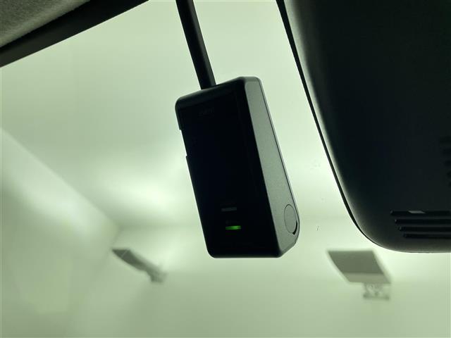 パッソ Ｘ　ＬパッケージＳ　純正ＣＤチェンジャー　ＥＴＣ　ドライブレコーダー　スマートアシスト　衝突軽減ブレーキ　電動格納ミラー　プッシュエンジンスタート　アイドリングストップ（10枚目）